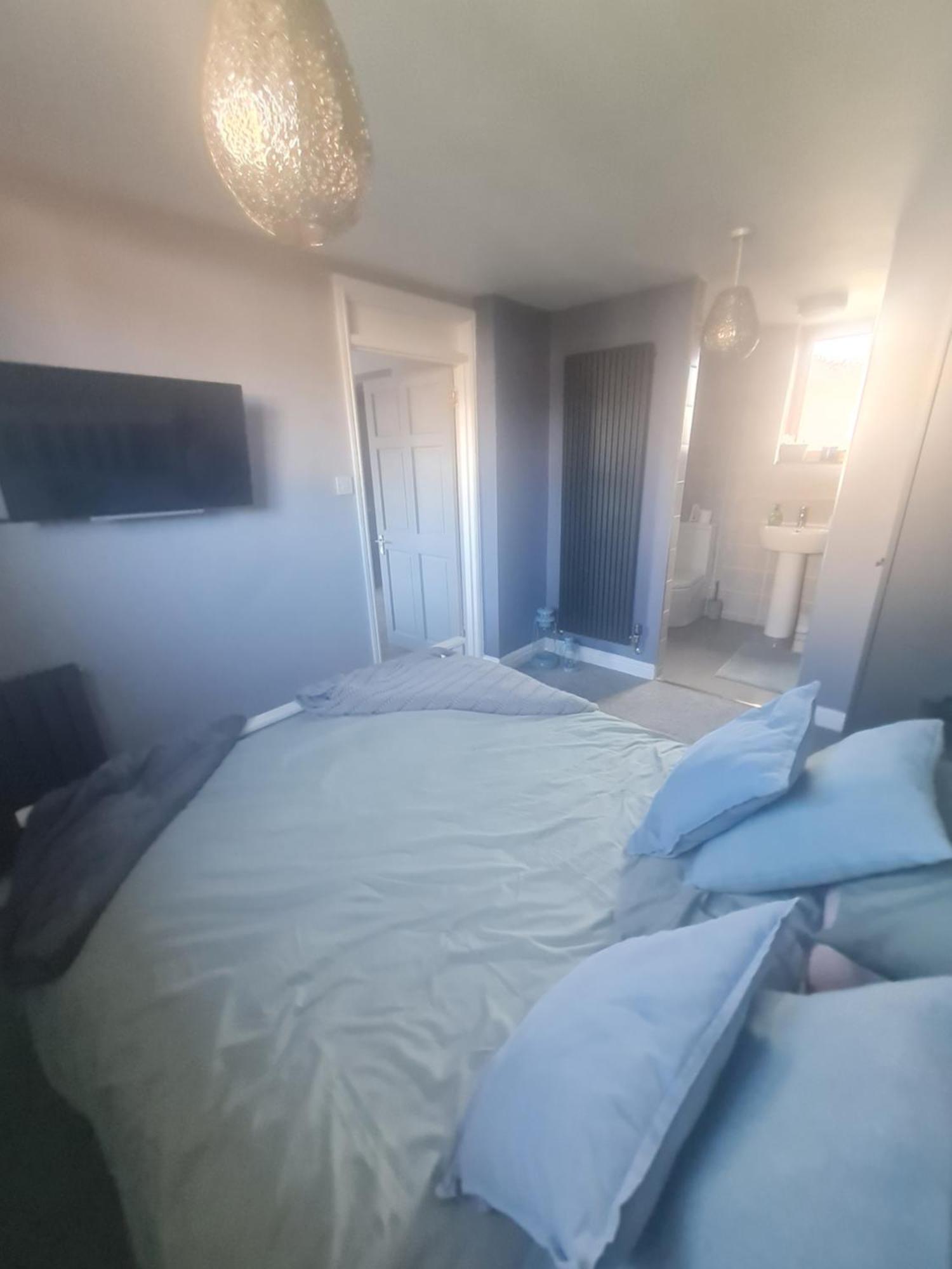Edinburgh- 2 Double Rooms Available 外观 照片